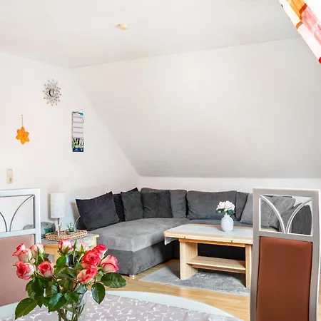 Haus Helene Апартаменты Zetel